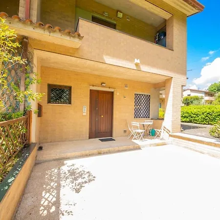 Rosellina Gialla Assisi Oasi Di Pace In Collina Apartman