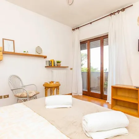 Apartman Rosellina Gialla Assisi Oasi Di Pace In Collina San Vitale